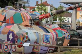 Leopard 1 Panzer im Strickkleid